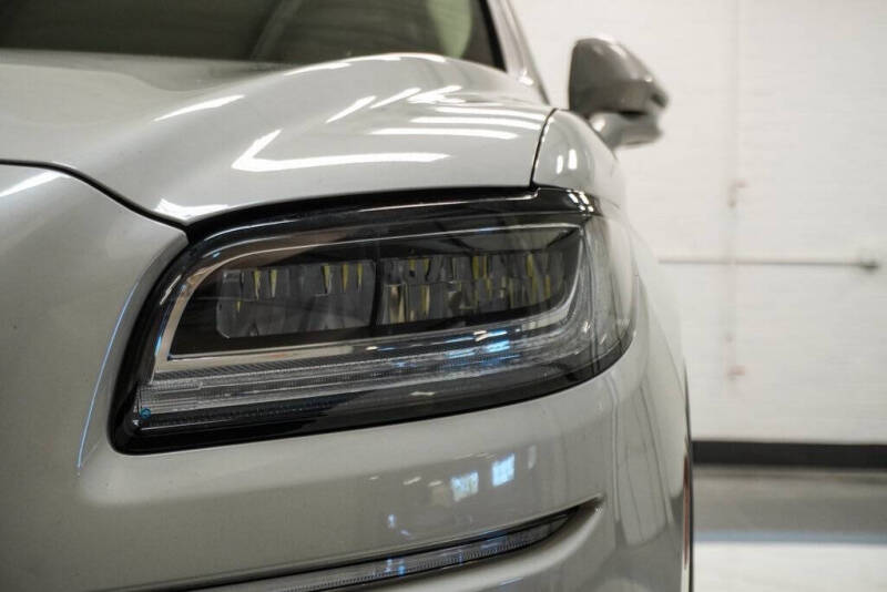 2019 Lincoln Nautilus Select