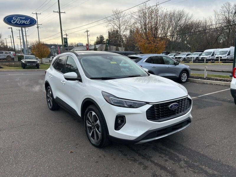 2023 Ford Escape Platinum