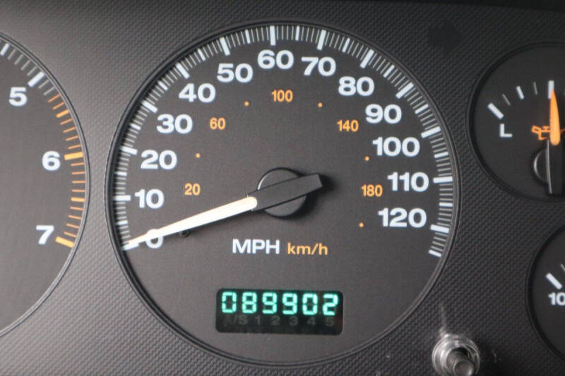 2002 Jeep Grand Cherokee Laredo