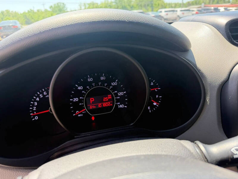 2015 Kia Soul +