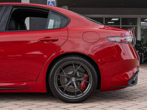 2024 Alfa Romeo Giulia Quadrifoglio