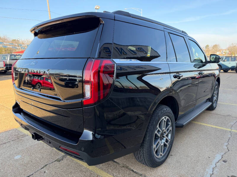 2026 Ford Expedition Active