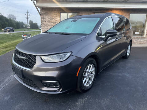 2022 Chrysler Pacifica Touring L