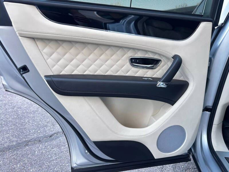 2019 Bentley Bentayga V8