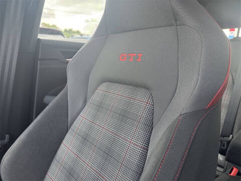 2025 Volkswagen Golf GTI S