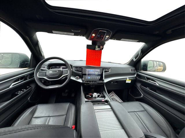 2024 Jeep Wagoneer L Carbide