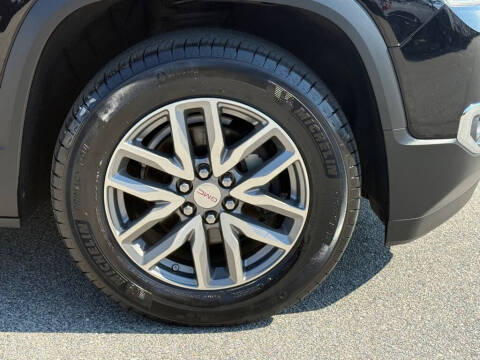 2017 GMC Acadia SLE-2