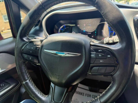 2020 Chrysler Pacifica Hybrid Touring L