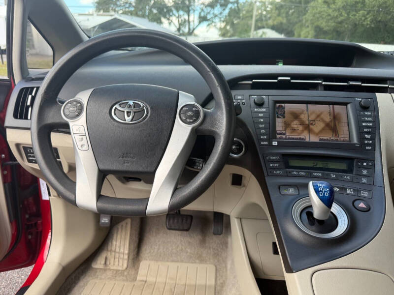 2010 Toyota Prius III