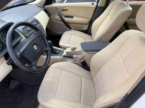 2004 BMW X3 2.5i