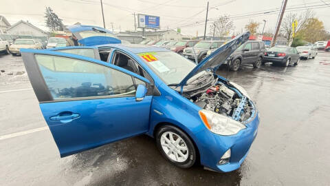 2014 Toyota Prius c Four