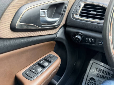 2017 Chrysler 200 C Platinum