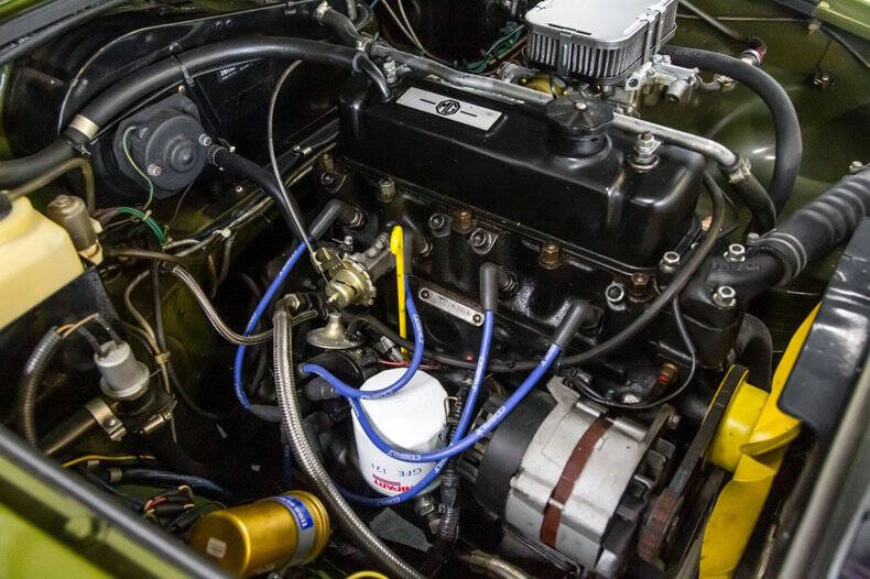 1974 MG B