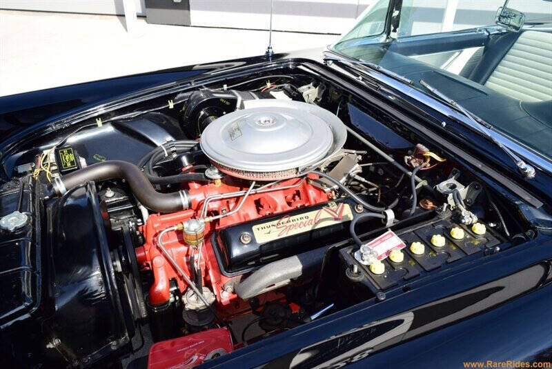 1957 Ford Thunderbird