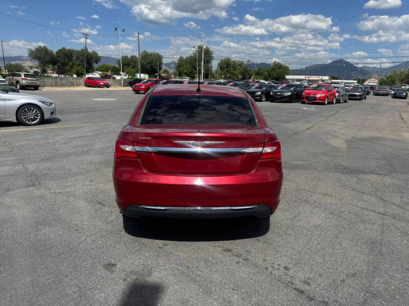 2014 Chrysler 200 LX
