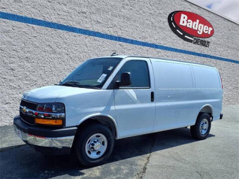 2025 Chevrolet Express 3500