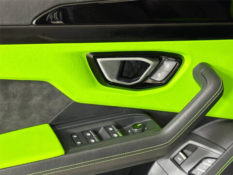 2022 Lamborghini Urus