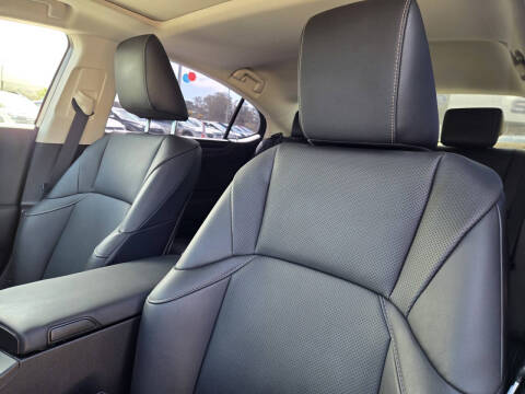 2023 Lexus ES 300h