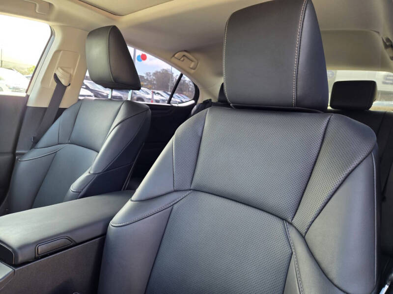 2023 Lexus ES 300h