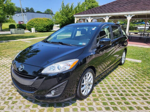 2012 Mazda MAZDA5 for sale at CROSSROADS AUTO SALES in West Chester PA