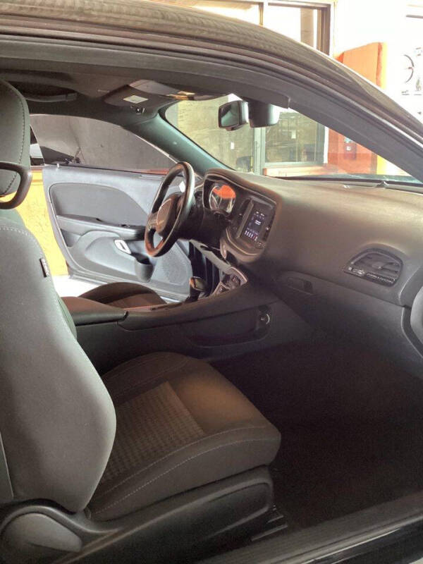 2019 Dodge Challenger SXT