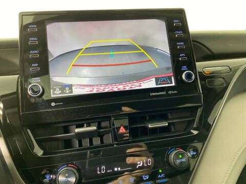 2024 Toyota Camry Hybrid LE