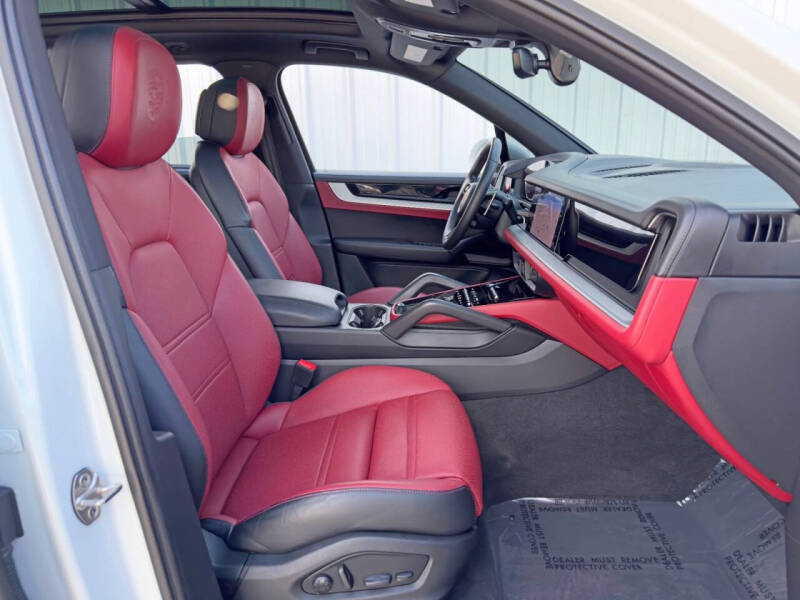 2024 Porsche Cayenne