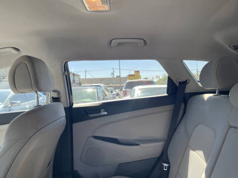 2018 Hyundai Tucson SE