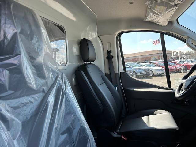 2025 Ford Transit
