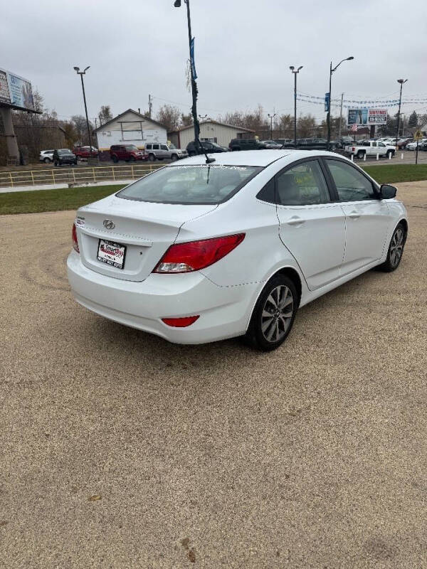 2017 Hyundai Accent Value Edition