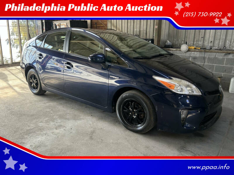 2015 Toyota Prius Four's photo
