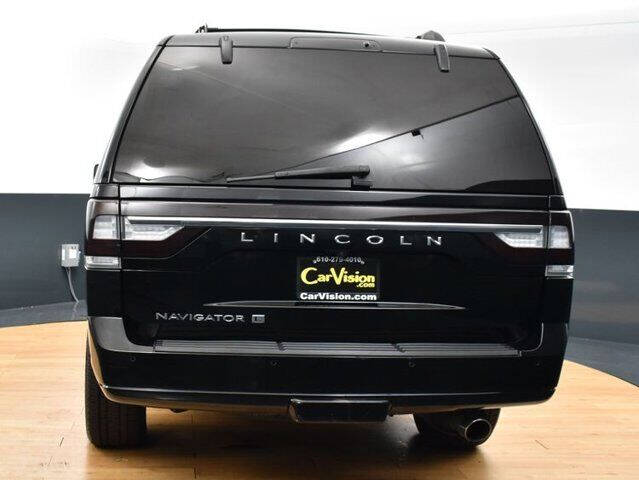 2017 Lincoln Navigator L Select