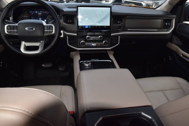 2023 Ford Expedition XLT