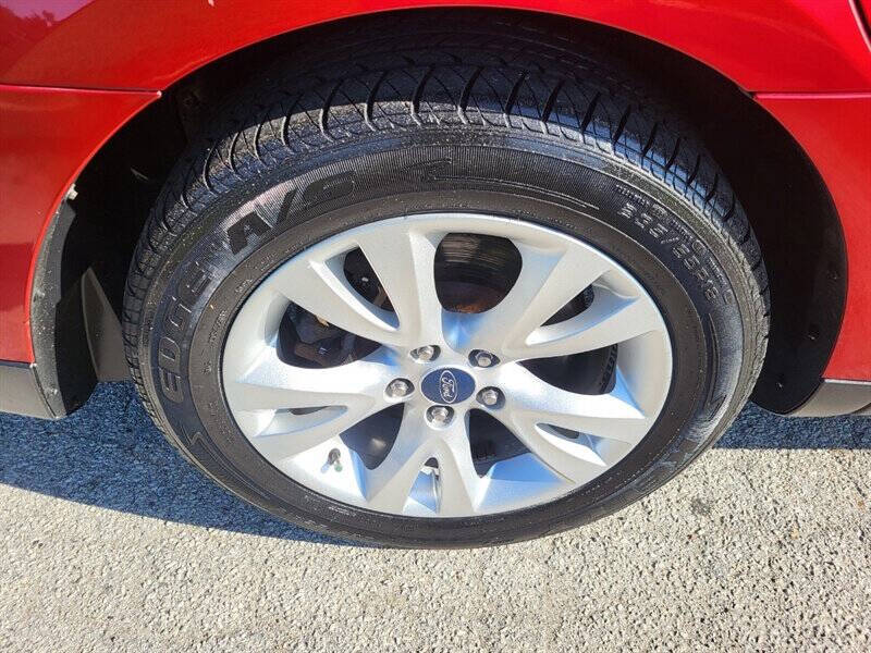 2012 Ford Taurus SEL