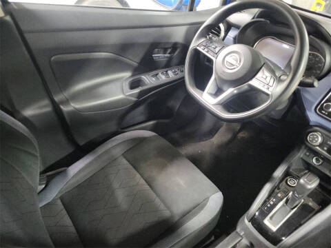 2023 Nissan Versa SV