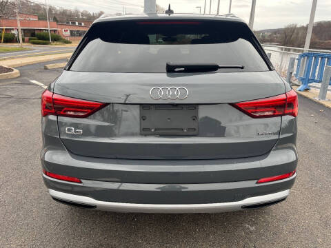 2020 Audi Q3 quattro Premium 45 TFSI