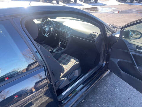 2015 Volkswagen Golf GTI S