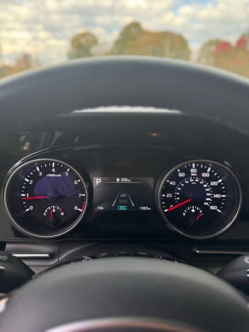 2024 Kia Carnival EX