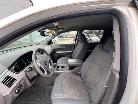 2012 Chevrolet Traverse LS