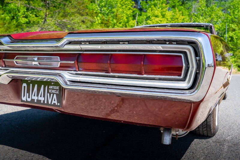 1966 Ford Thunderbird