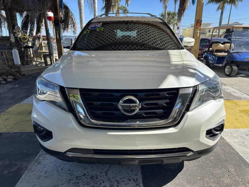 2018 Nissan Pathfinder SL