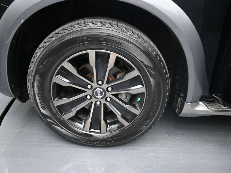 2017 Nissan Armada Platinum