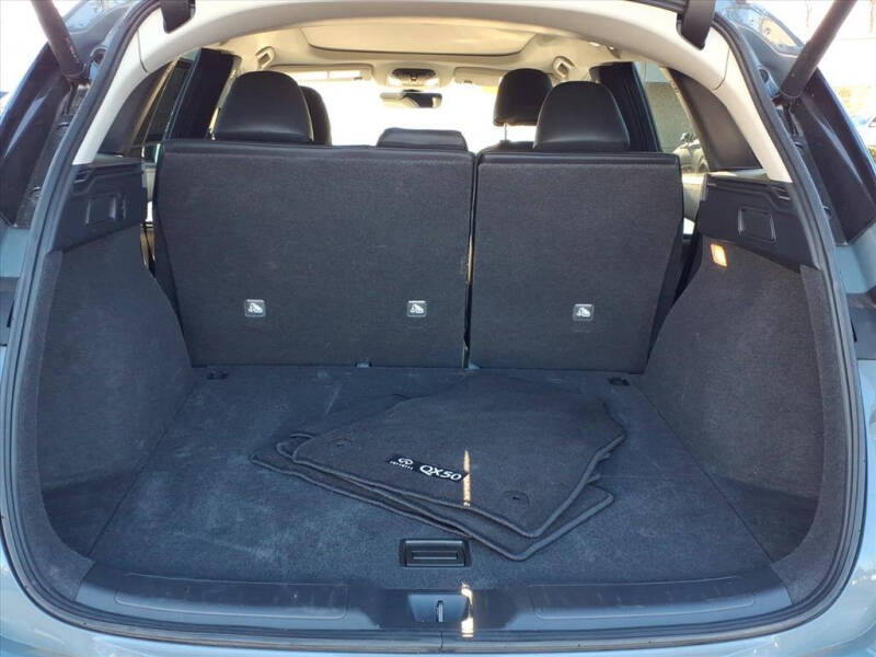 2025 Infiniti QX50 Luxe