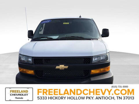 2025 Chevrolet Express 3500