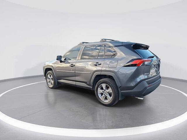 2022 Toyota RAV4 Hybrid XLE