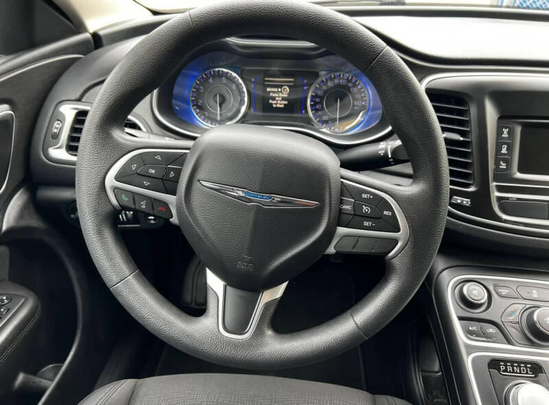 2016 Chrysler 200