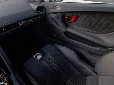 2023 Lamborghini Huracan Tecnica