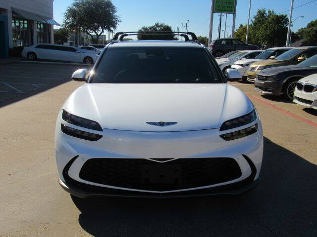 2024 Genesis GV60 Standard