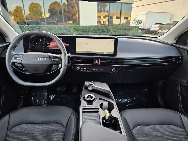 2025 Kia EV6 Light Long Range