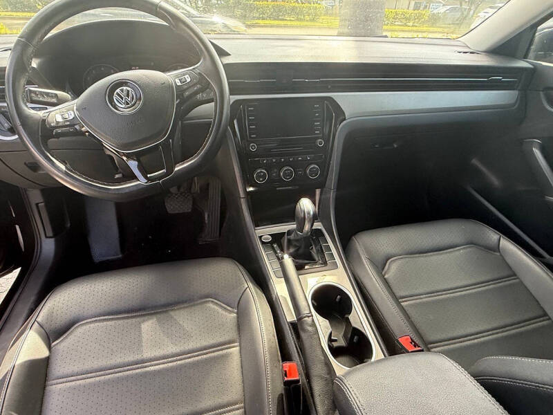 2020 Volkswagen Passat SE